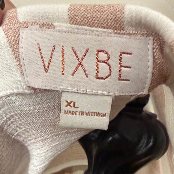 Casual Striped Button-Down Shirt - Pink and White - Picture 3 of 7